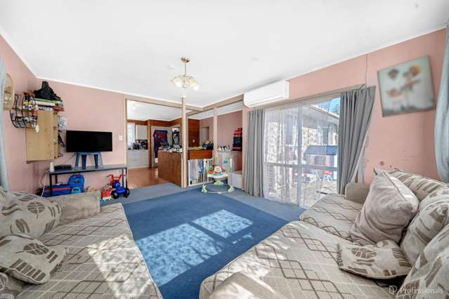 26 Clayton Avenue Otara_3