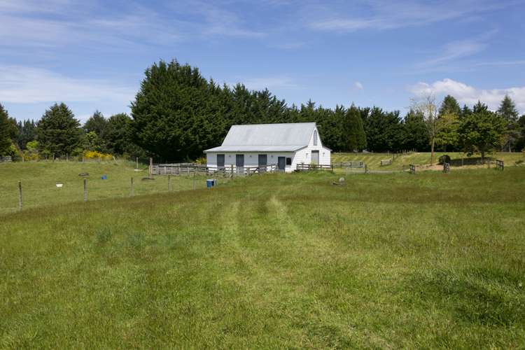 170 Mapara Road Acacia Bay_16