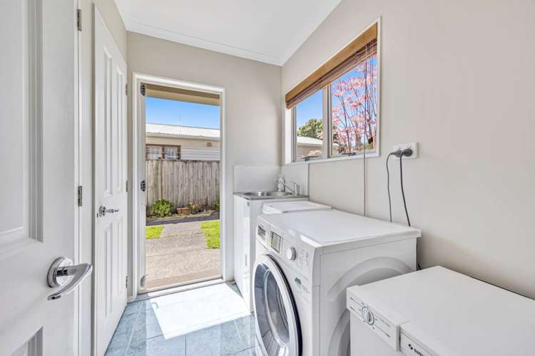 8 Devon Road Bucklands Beach_26