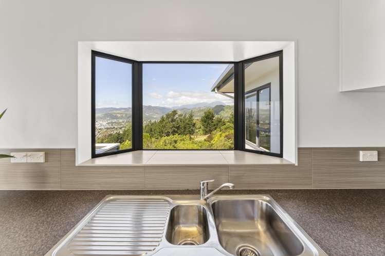 325 Princes Drive Britannia Heights_14