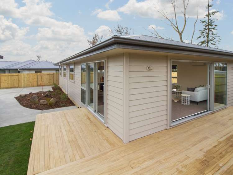 34 Wescombe Grove Feilding_3