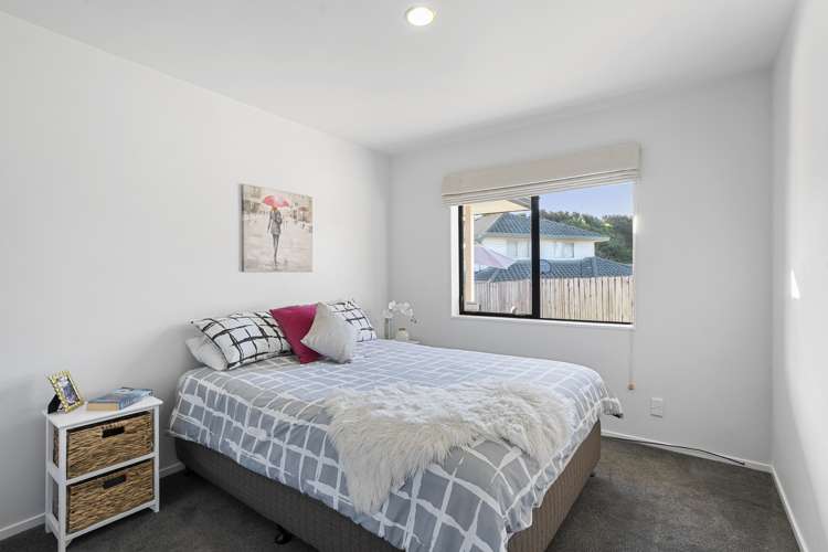 1/42 Headcorn Place Botany Downs_14