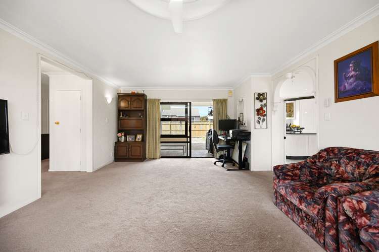 14 Colstone Street Glenview_9