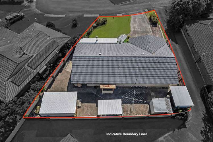 8 Papatahi Place Henderson_35