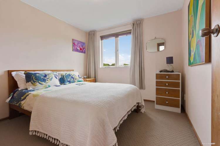 156a Glengarry Road Glen Eden_6