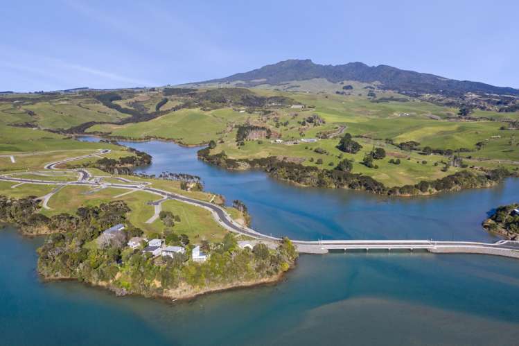 25 Omahina Street Raglan_17