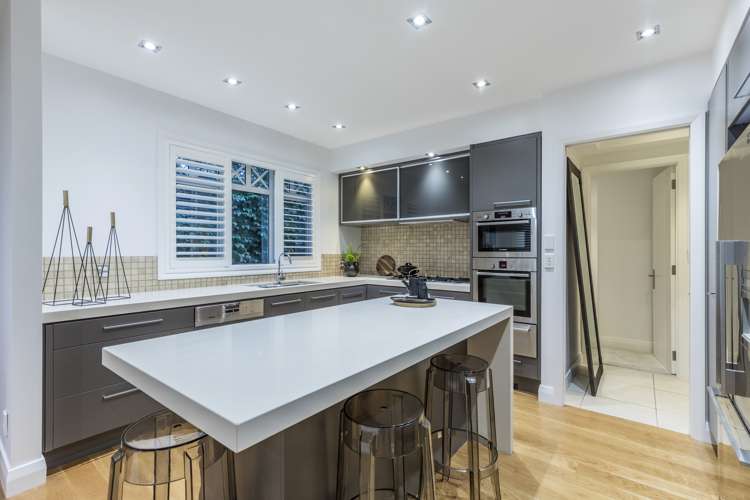 270 Hurstmere Road Takapuna_12