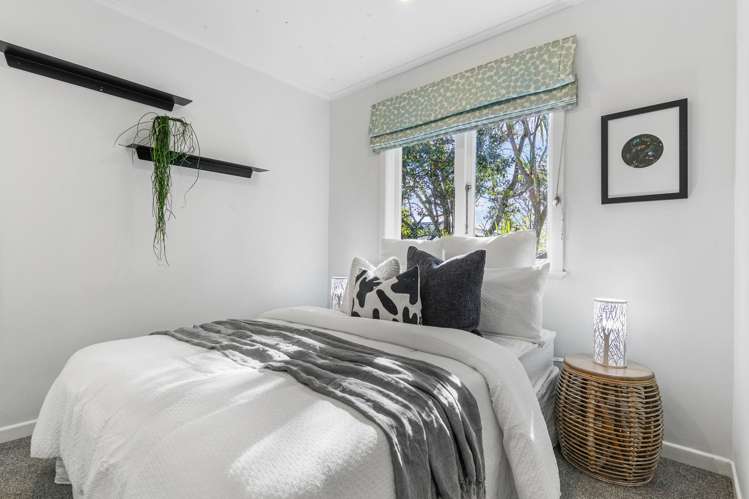 80 Aeroview Drive Beach Haven_5