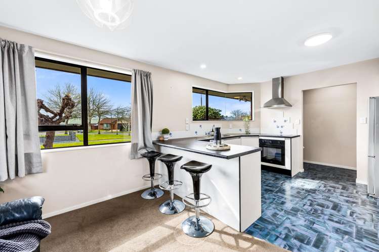 92 Roydon Drive_4
