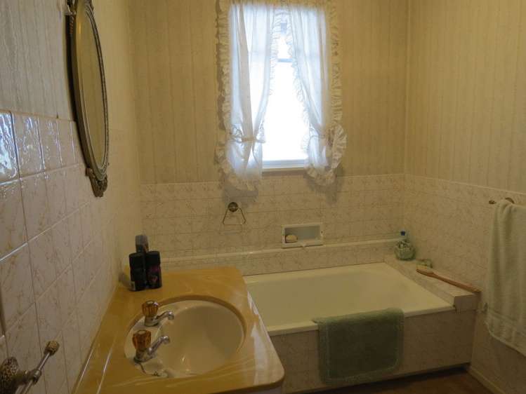 88 Cornwall Street Masterton_10