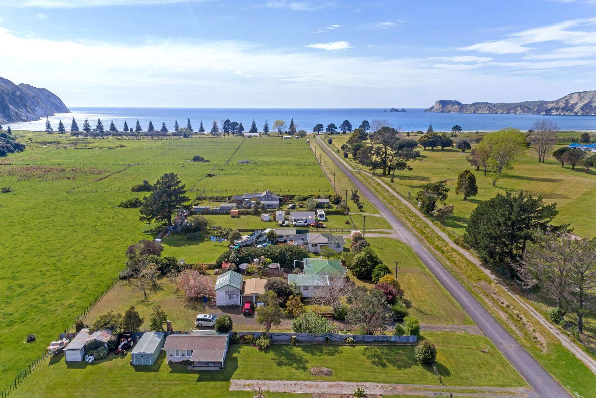 7 Forster Street Tolaga Bay_0