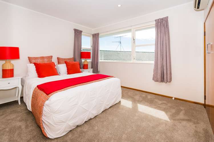 1/11 Ngatoa Place Glenfield_14