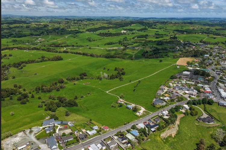 122 Hurndall Street East_1