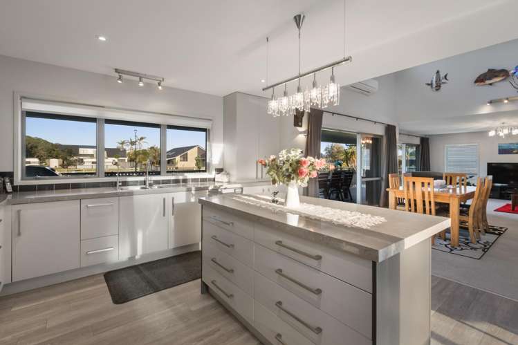 410 Seaforth Road Waihi Beach_8