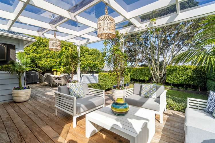 15 North Avenue Narrow Neck_22