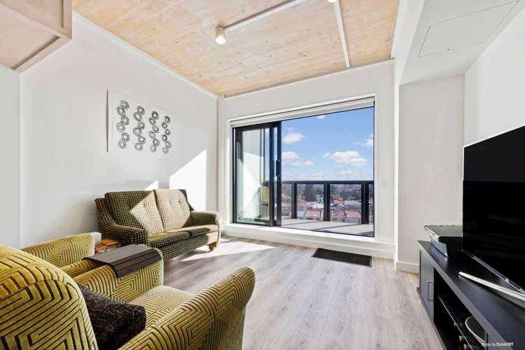 624/38 McCrae Way New Lynn_2