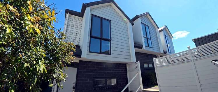 2E Waite Avenue_0