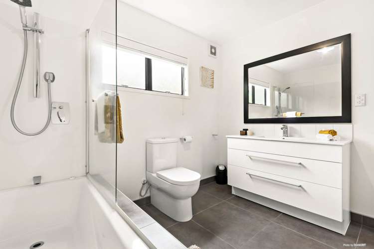 2/41 Jacaranda Avenue Beach Haven_27