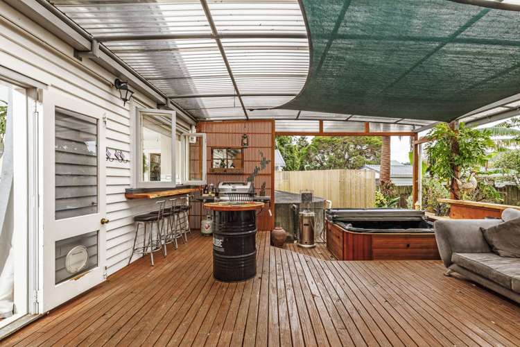 926 Kahikatea Flat Road Waitoki_14