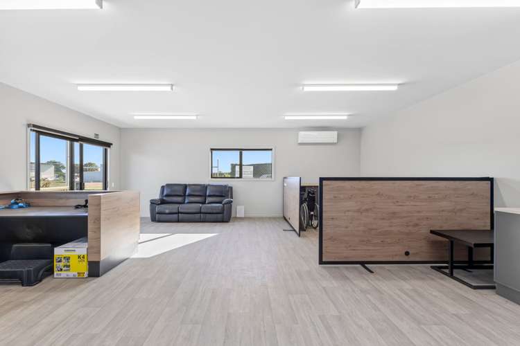 15 Coman Drive Richmond_7