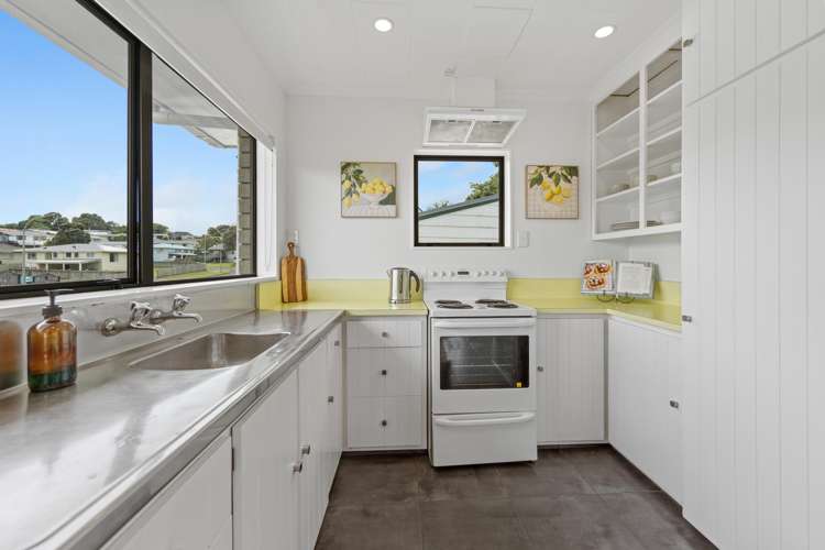 37 Herekawe Drive Spotswood_7