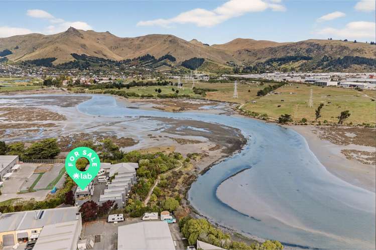 8/8A Settlers Crescent Ferrymead_32