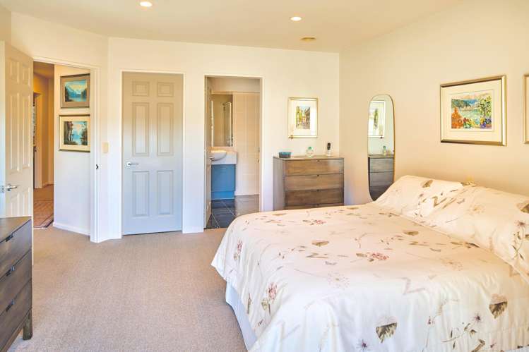 12/22 Oriental Terrace Oriental Bay_6