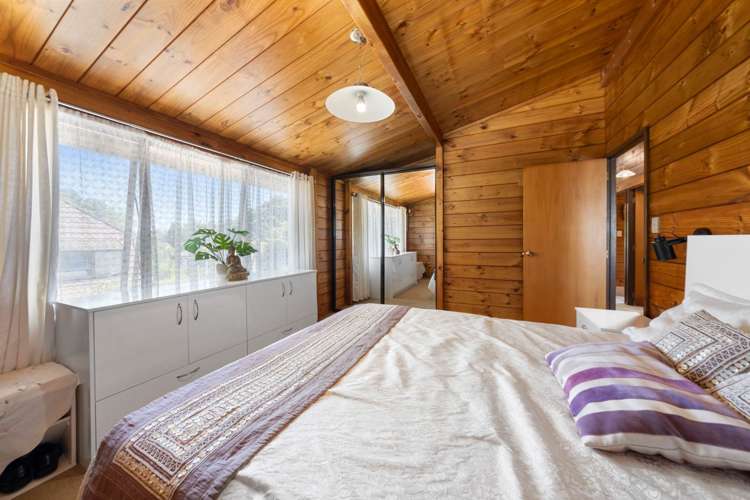 4 Spruce Place Totara Heights_14