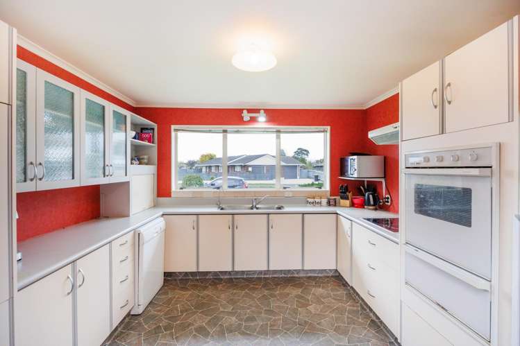 4 Nancy Avenue_5