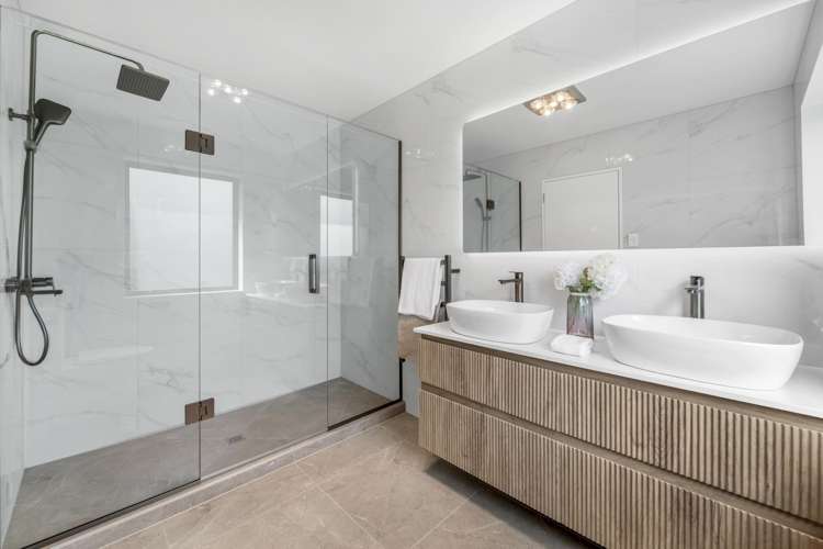 8 Hing Street Flat Bush_30