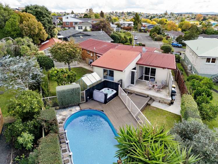 8 Magenta Place Dinsdale_21