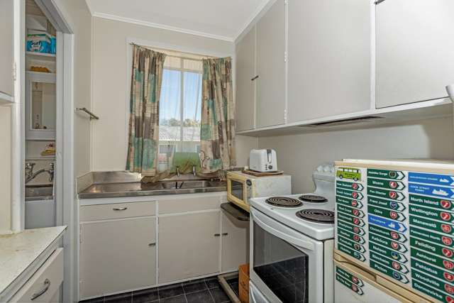 2/735 Aberdeen Road Te Hapara_2
