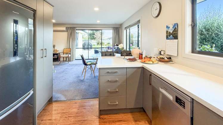 17 Larch Crescent Alexandra_7