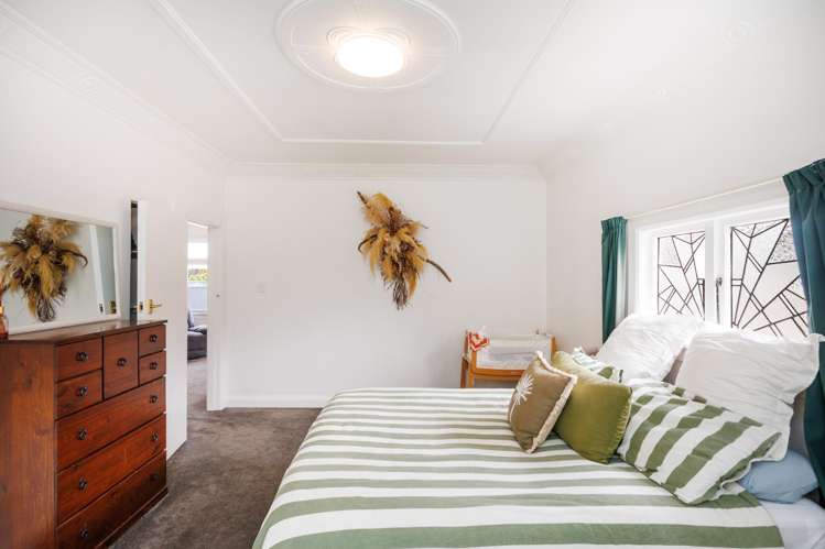 82 Derby Street Feilding_11