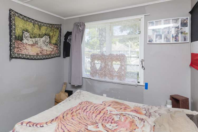 24 Glasgow Crescent Kaiti_9