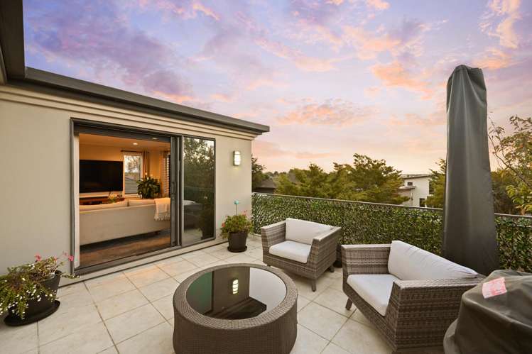 9 Bishopsworth Way Huntington_28