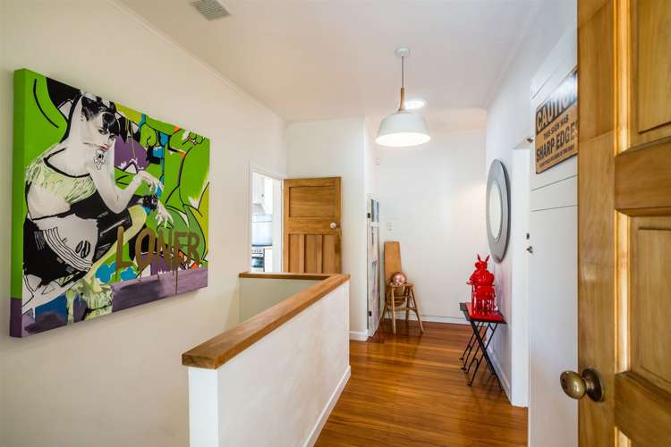 104 Beach Road Castor Bay_19