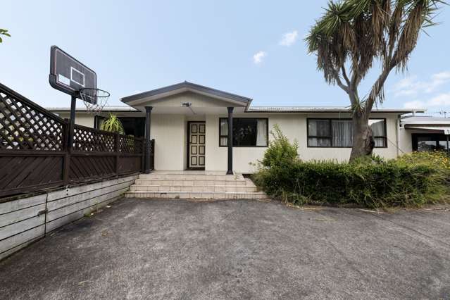 Potential-Packed Home In Convenient Location