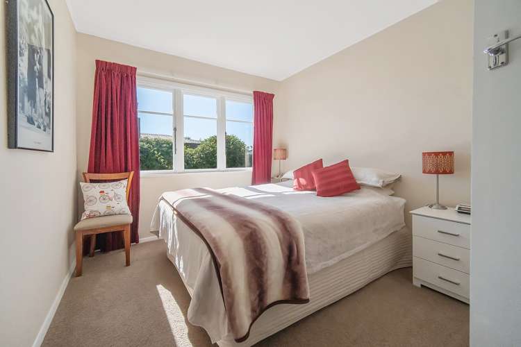 28 Dickens Street Stoke_11