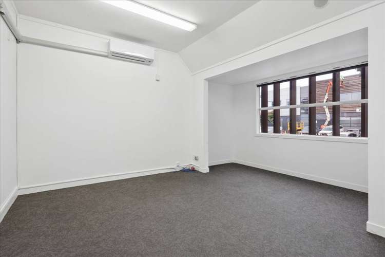 30A Willow Street Tauranga Central_15
