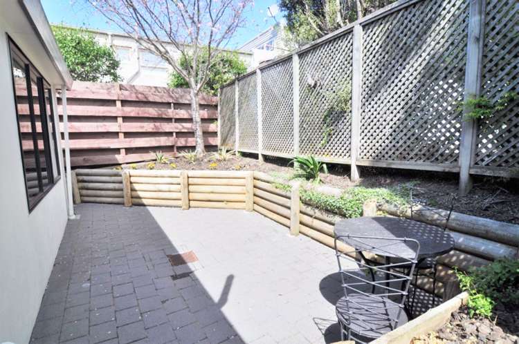 65a Godden Crescent Mission Bay_11