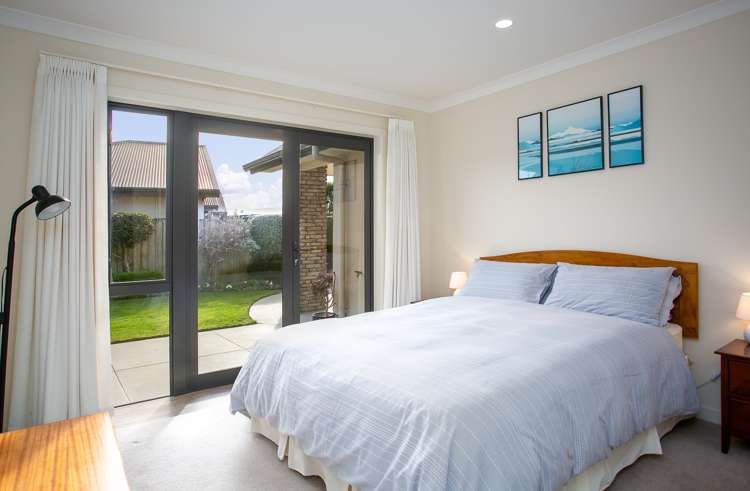 13 Cooper Crescent Cambridge_19