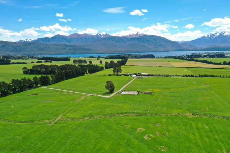 228 Te Anau-Mossburn Highway Te Anau & Surrounds_5