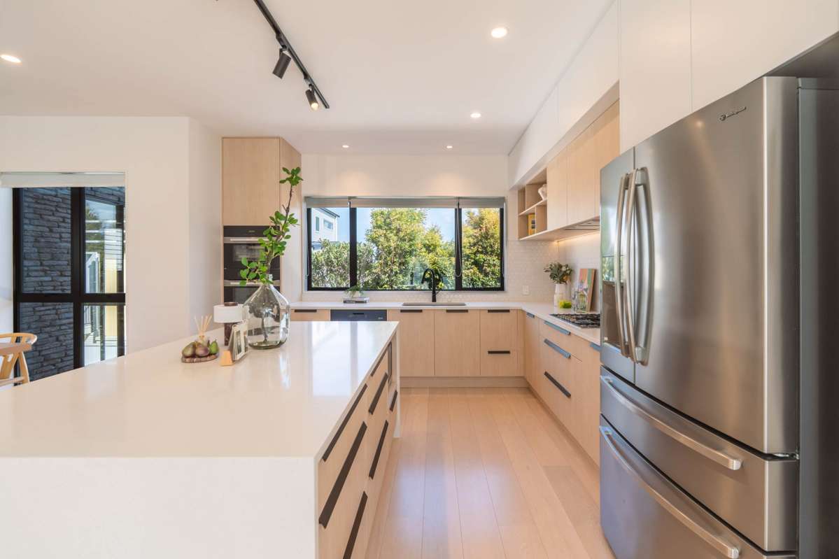 34B Esmonde Road_3