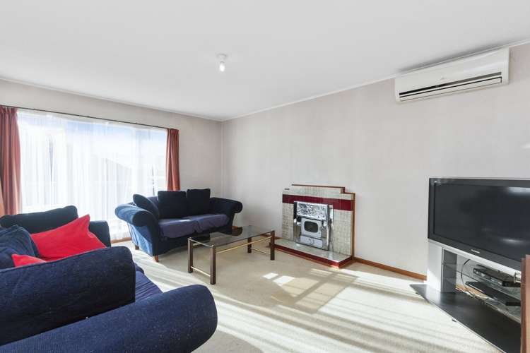 127 Flanshaw Road Te Atatu South_10