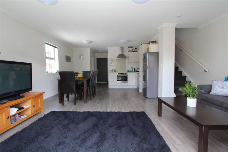 10 Chiefs Court Hamilton East_0