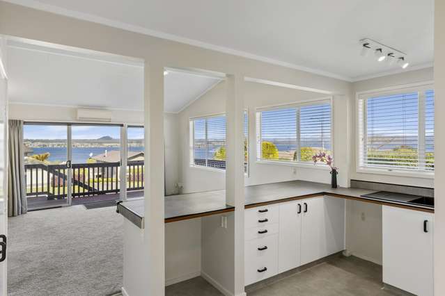 2/12 Isobel Street Acacia Bay_4