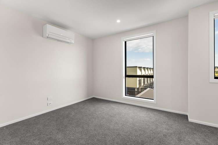 4/17 Clearwater Street 11329_11