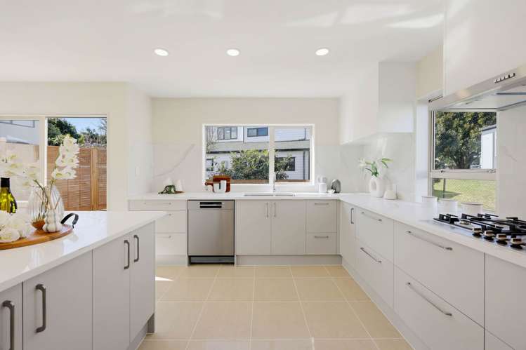 74A Priestley Drive Bucklands Beach_6