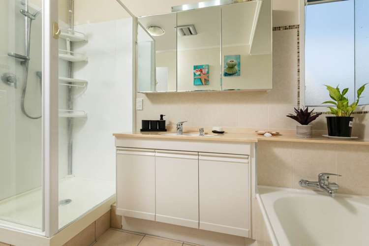 13 Ronald Macken Place Windsor Park_14